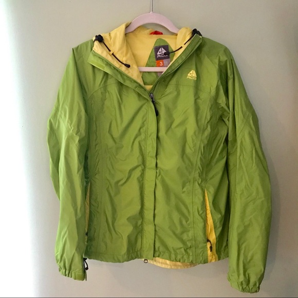 Nike ACG Jackets & Blazers - Nike ACG Green and Yellow Rain Jacket